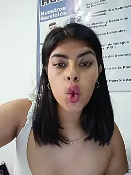 SOFIA-11_ live XXX chat
