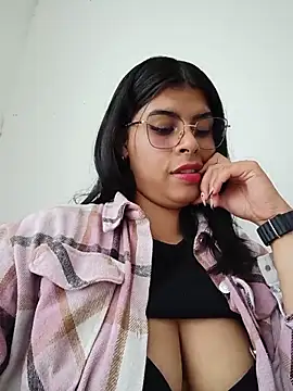 SOFIA-11_ – Live XXX-chat