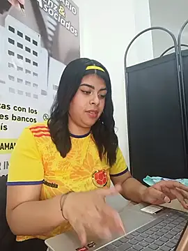 SOFIA-11_ Adlı Modelin Canlı XXX Sohbeti