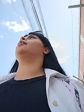 SOFIA-11_'s Live XXX Chat