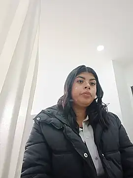 Chatroom XXX en direct de SOFIA-11_