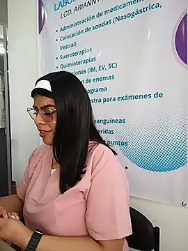 Chat +18 de SOFIA-11_ ao vivo