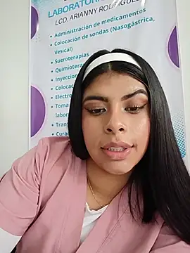 SOFIA-11_'s Live XXX Chat