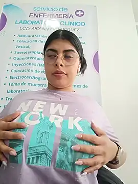 SOFIA-11_ – Naživo XXX chat