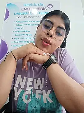 SOFIA-11_ – webcam-show