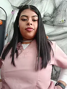 SOFIA-11_'s Live XXX Chat
