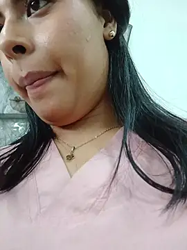 SOFIA-11_ Chat XXX in diretta