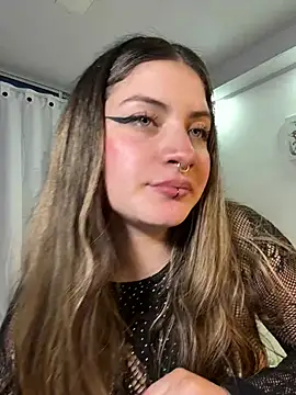 juanitablue's Live Chat Room