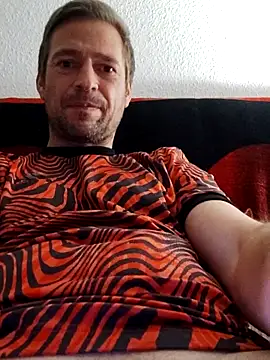 Show modela janosch319 na web-kameri