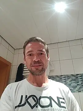 janosch319 Adlı Modelin Web Kamerası Şovu