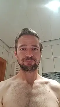 janosch319 Pertunjukan Webcam