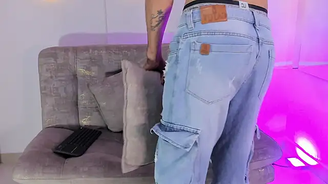 ArohomLester_ Webcam show