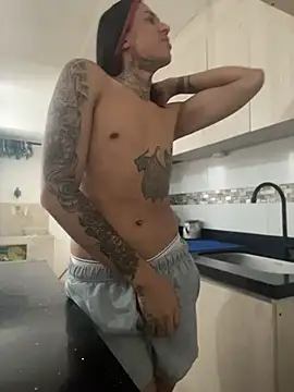 ArohomLester_ Show Webcam