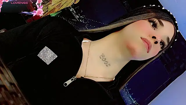 moon_sweet- Adlı Modelin Web Kamerası Şovu