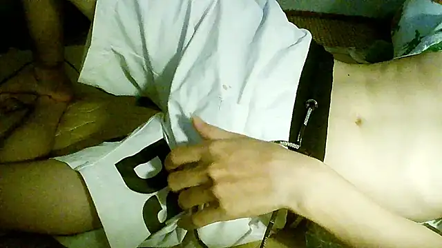 Kangc369 网络视讯表演