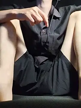 Kangc369 网络视讯表演