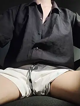 Show modela Kangc369 na web-kameri