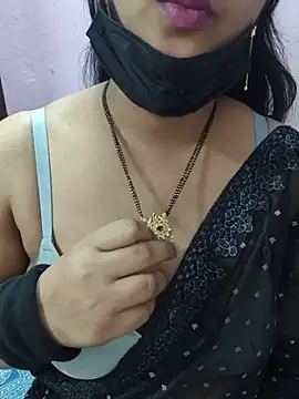 Sweety_hot_001n Webbikameraesitys