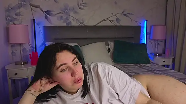 Shiraazsh_ XXX чат на живо