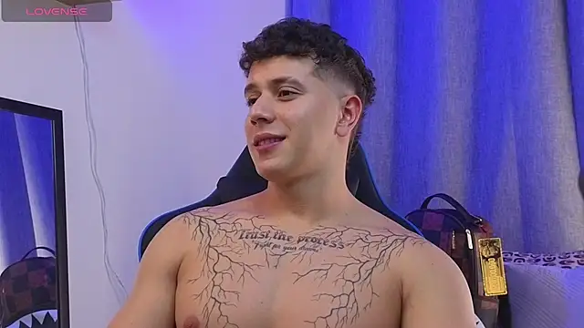 Вебкам-шоу ASHTON_HILS