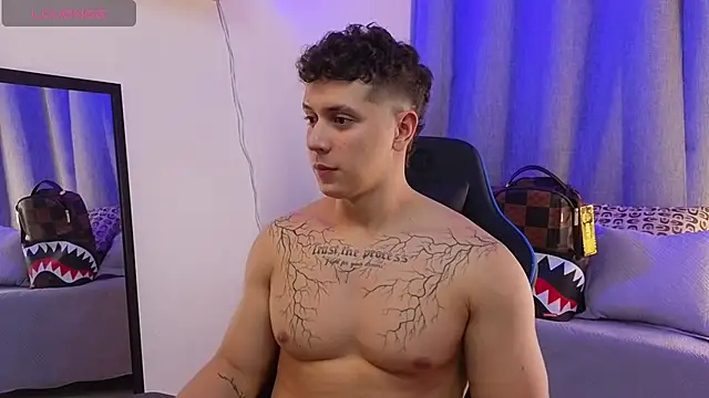 Show de ASHTON_HILS na webcam