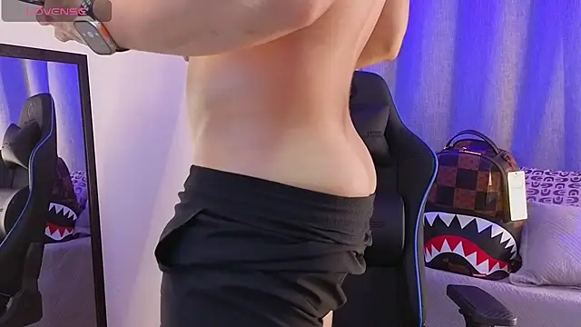 Webkamerová show ASHTON_HILS