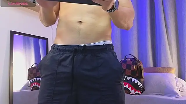 Webkamerová show ASHTON_HILS
