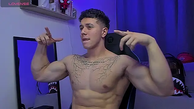 ASHTON_HILS 网络视讯表演