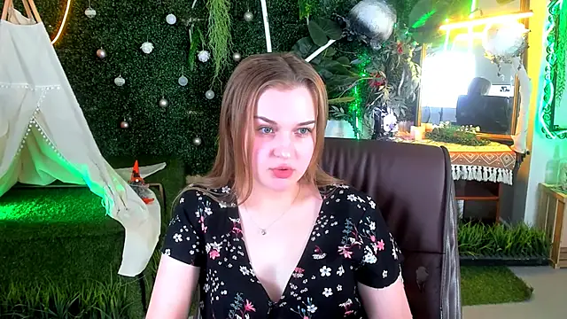 XXX chat uživo modela LissaTelor