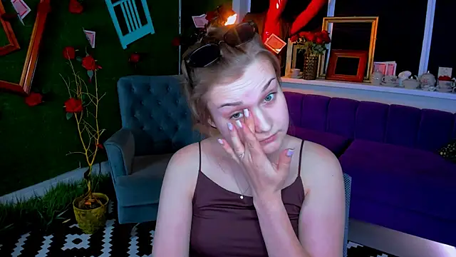 LissaTelor XXX чат на живо