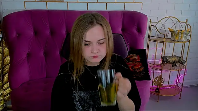 Chat +18 de LissaTelor ao vivo
