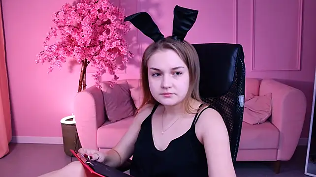 LissaTelor élő XXX-chatje