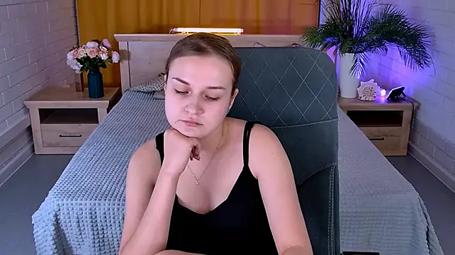 LissaTelor XXX чат на живо
