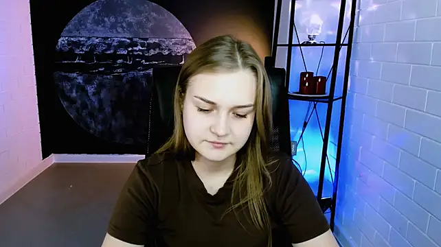 LissaTelor XXX чат на живо