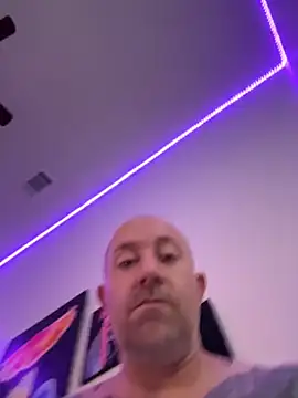 Whosdiss – webcam-show
