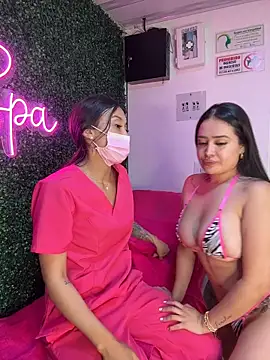 XXX chat uživo modela Sara_fun