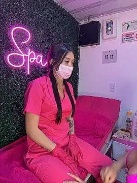 XXX chat uživo modela Sara_fun