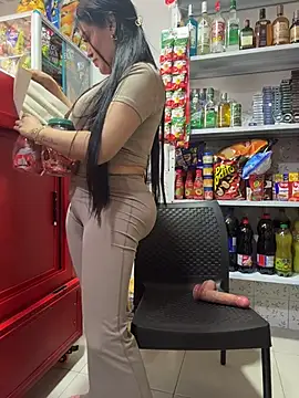 Sara_fun Шоу с уебкамера