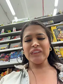 Sara_fun's Webcam Show