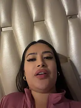 Sara_fun's Webcam Show
