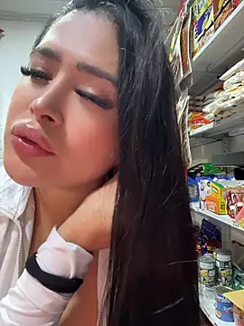 Sara_fun's Webcam Show