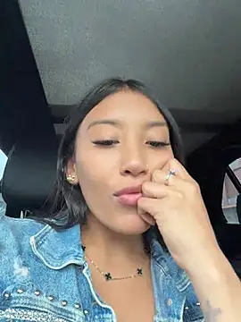 Sembang XXX Secara Langsung Sara_fun
