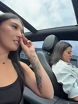 Sara_fun's Webcam Show