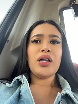Pertunjukan Kamera Web Sara_fun