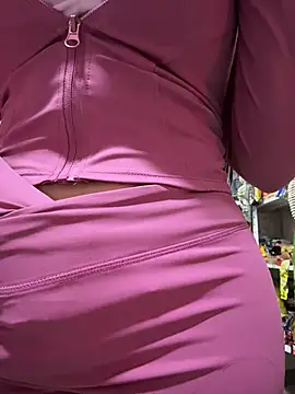 Show modela Sara_fun na web-kameri