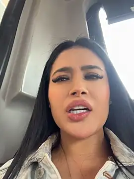 Sara_funn Webbikameraesitys