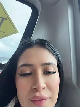 צ'אט XXX בשידור חי של Sara_fun