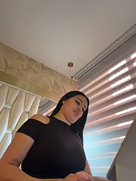 Pertunjukan Kamera Web Sara_fun