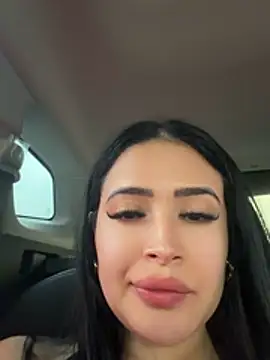 Sara_fun webkamerás műsora