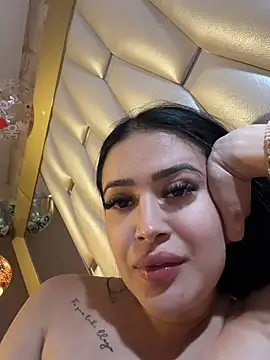 Pokazy przed kamerką – Sara_fun